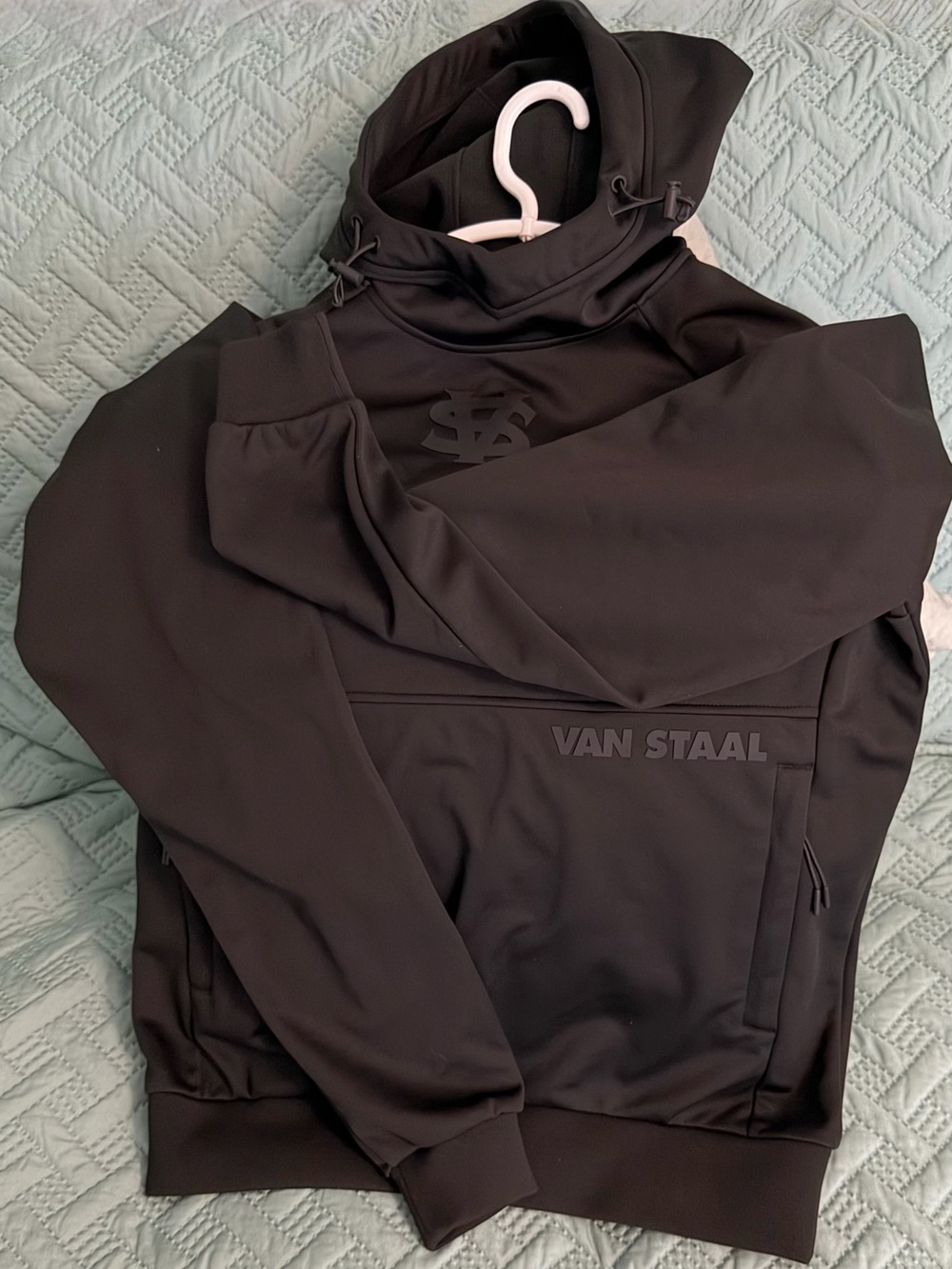 Van Staal elastic drawcord fishing hoodie Men’s (S) fits women’s (L)